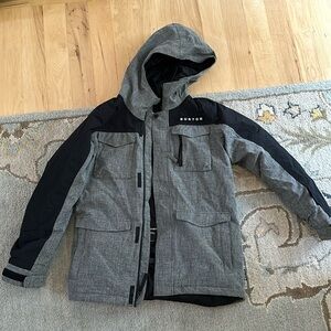 Burton dry ride snowboard jacket with room to grow tech